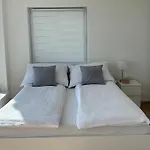Duna Panorama Vendeghaz 펜션 *